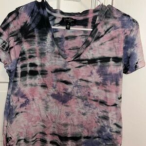 Jessica Simpson V-Neck T-Shirt